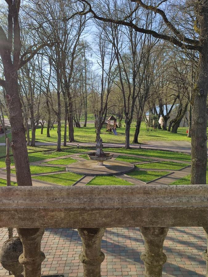 Linkuva Manor Apartment カウナス エクステリア 写真